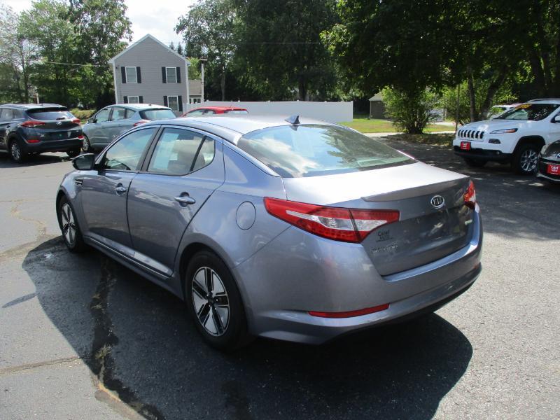 Kia Optima Hybrid Sedan 2012