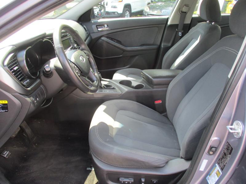 Kia Optima Hybrid Sedan 2012