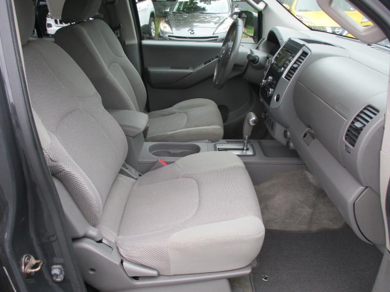 Nissan Frontier SV Crew Cab 4WD LWB 2013