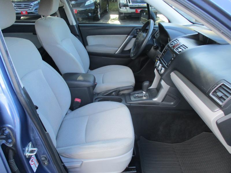 Subaru Forester 2.5i Premium PZEV CVT 2016