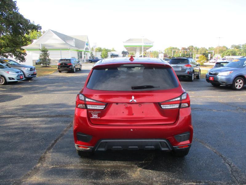 Mitsubishi Outlander Sport 2.0 ES CVT 2021