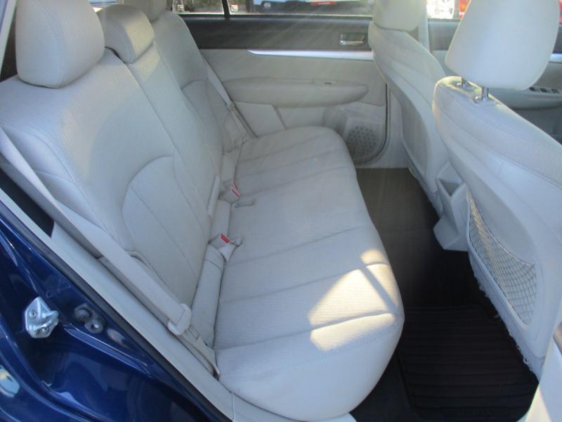 Subaru Outback 2.5i Premium 2010