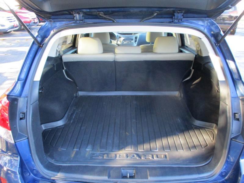 Subaru Outback 2.5i Premium 2010