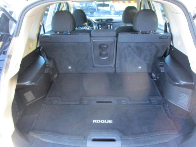 Nissan Rogue S AWD 2017