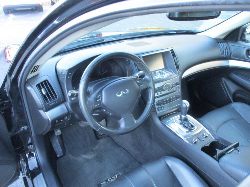 Infiniti G Sedan 37x AWD 2013