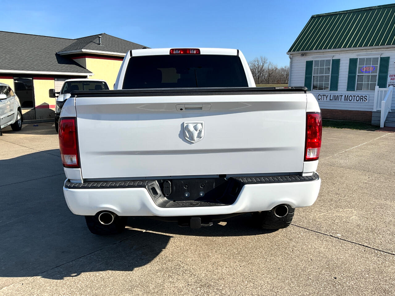 RAM 1500 Classic Tradesman Crew Cab SWB 4WD 2019