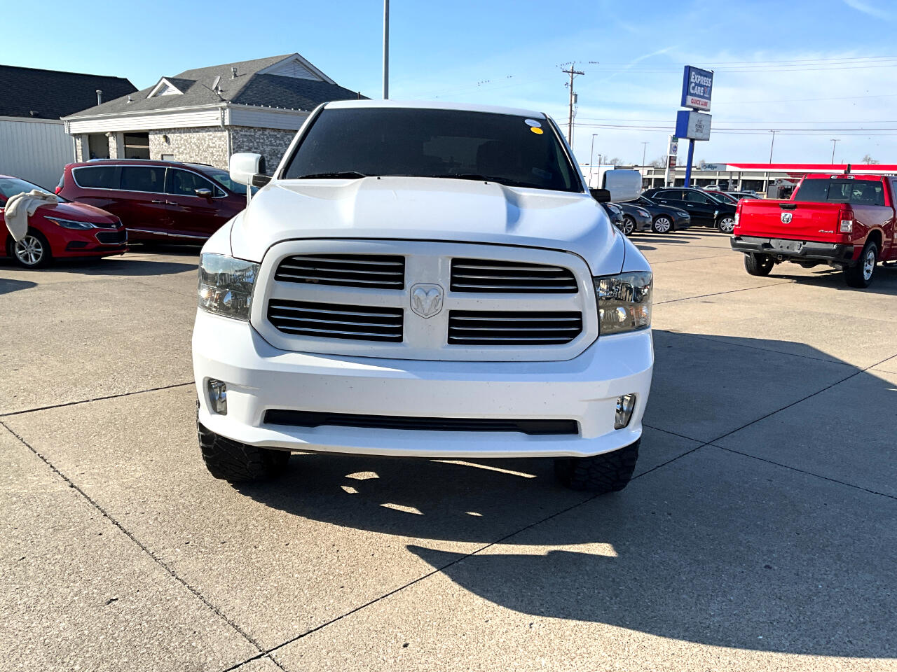 RAM 1500 Classic Tradesman Crew Cab SWB 4WD 2019