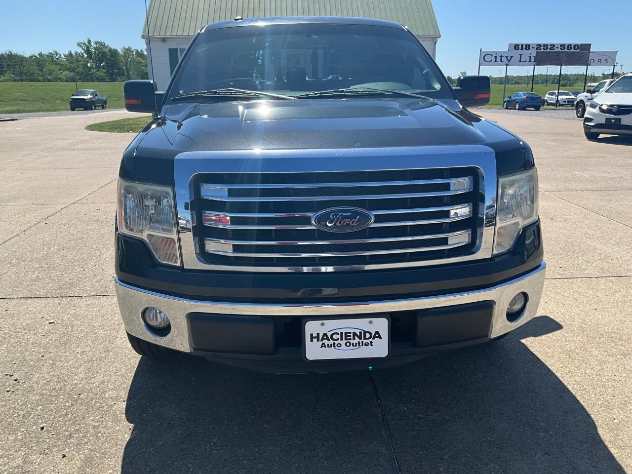Ford F-150 XL SuperCrew 5.5-ft. Bed 2WD 2014