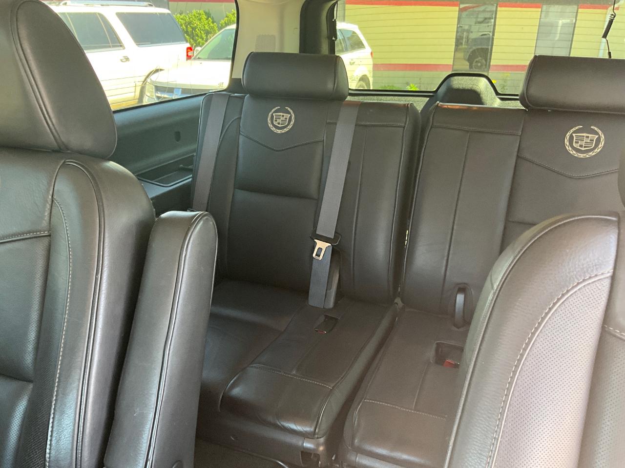 Cadillac Escalade ESV 2WD Platinum 2013