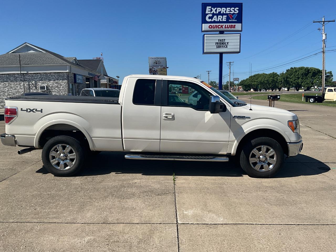 Ford F-150 XL SuperCab 6.5-ft. Bed 4WD 2009