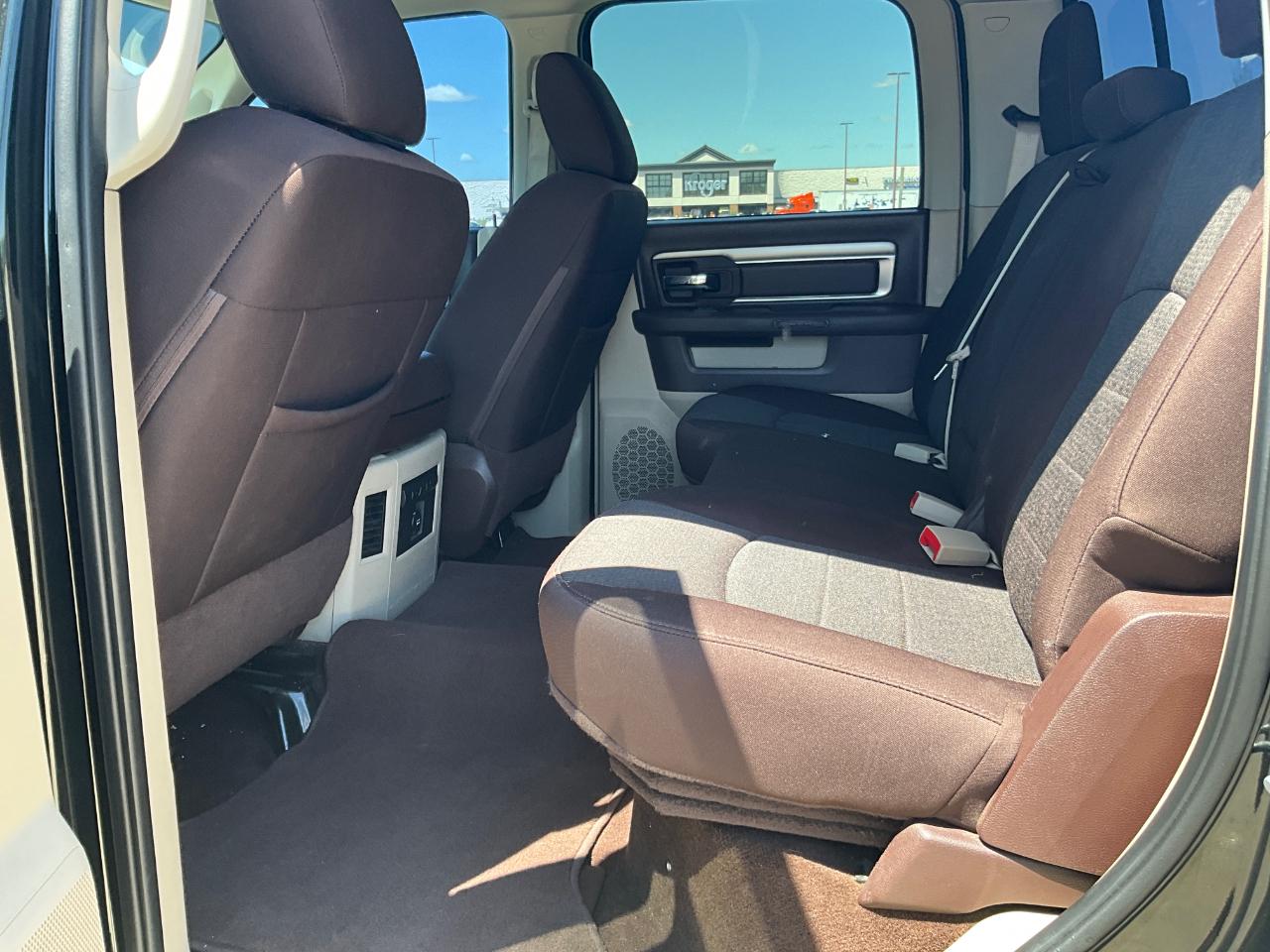 RAM 2500 SLT Crew Cab LWB 4WD 2016