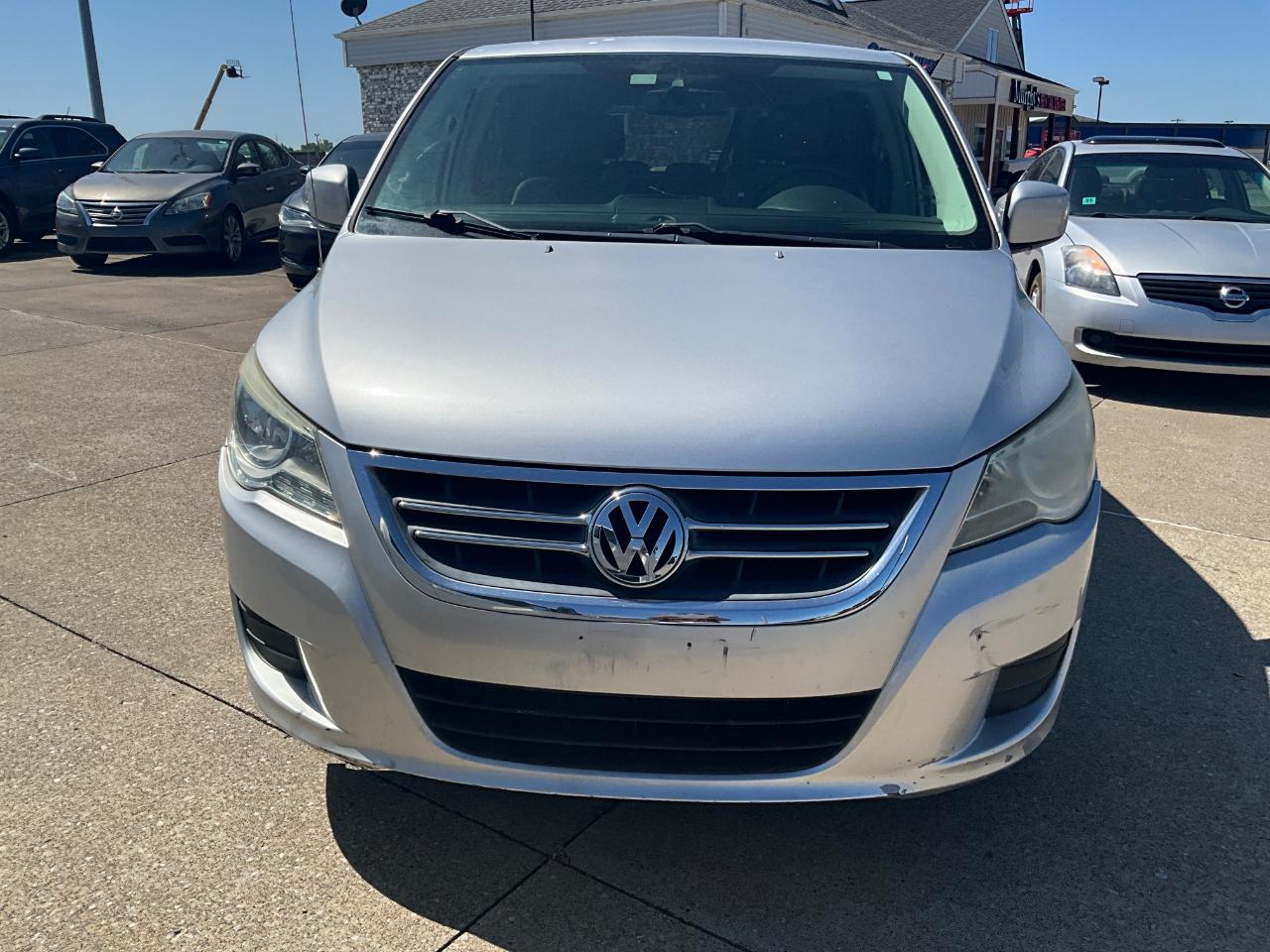 Volkswagen Routan SEL 2009