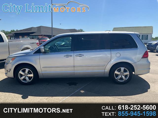 Silver 2009 Volkswagen Routan SEL Minivan Front-Wheel Drive Automatic