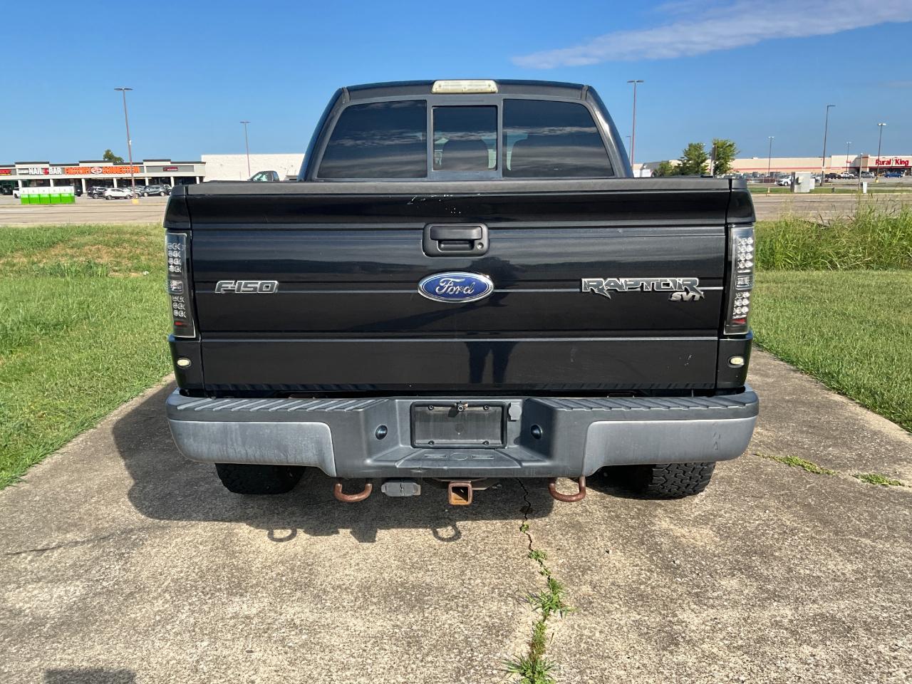 Ford F-150 SVT Raptor SuperCrew 5.5-ft. Bed 4WD 2011
