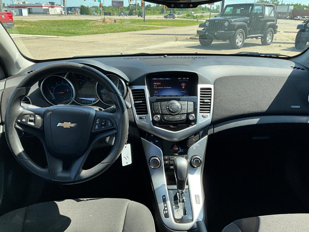 Chevrolet Cruze 1LT Auto 2015