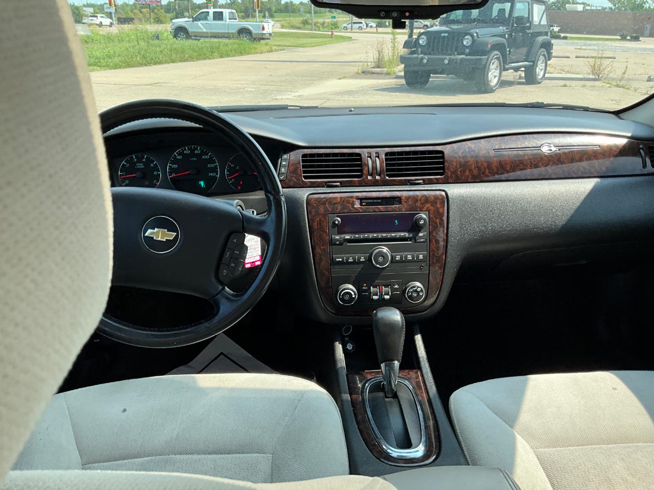 Chevrolet Impala LT (Fleet) 2012