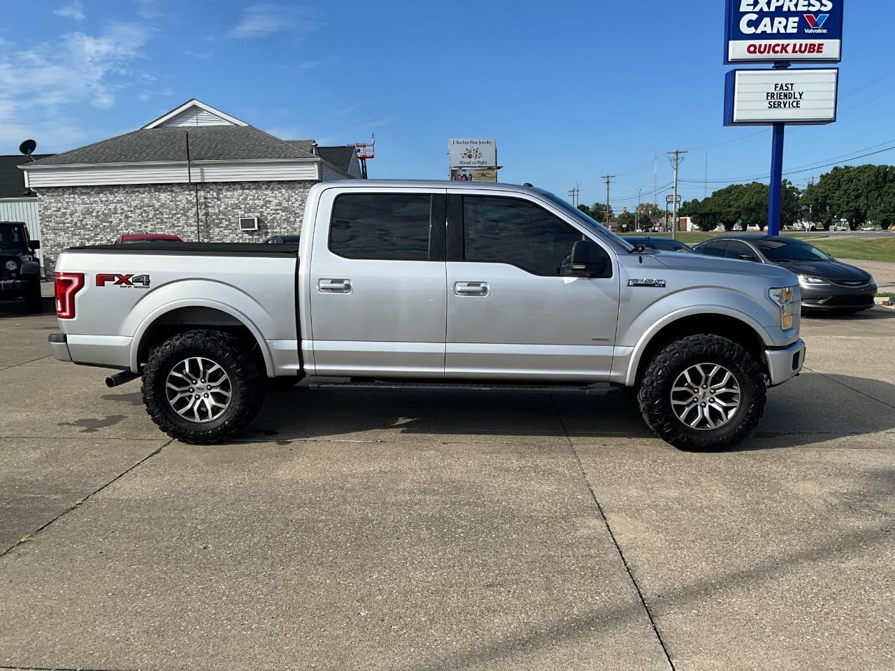 Ford F-150 XL SuperCrew 5.5-ft. Bed 4WD 2016