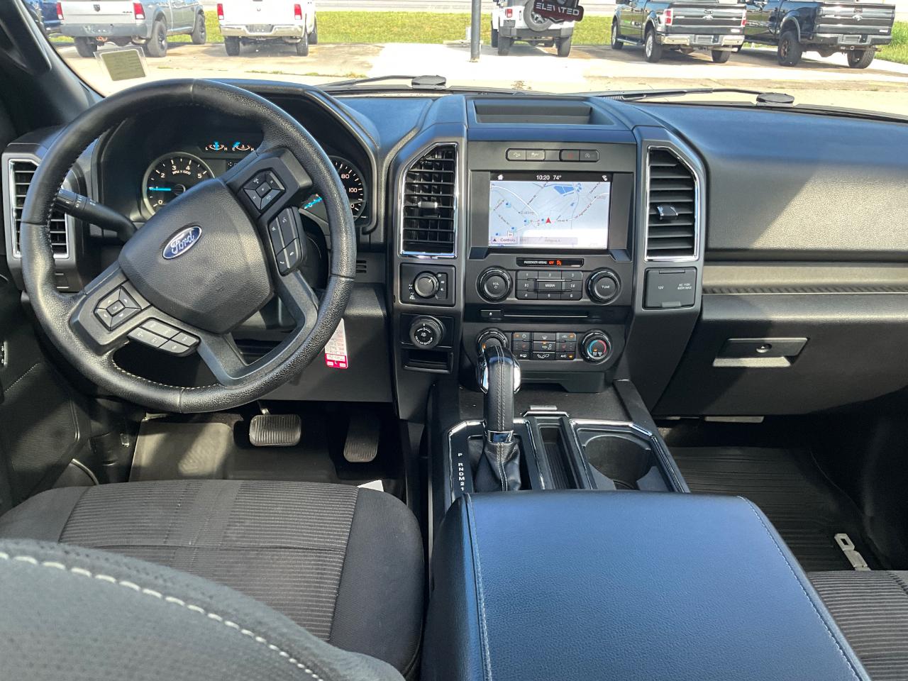 Ford F-150 XL SuperCrew 5.5-ft. Bed 4WD 2016