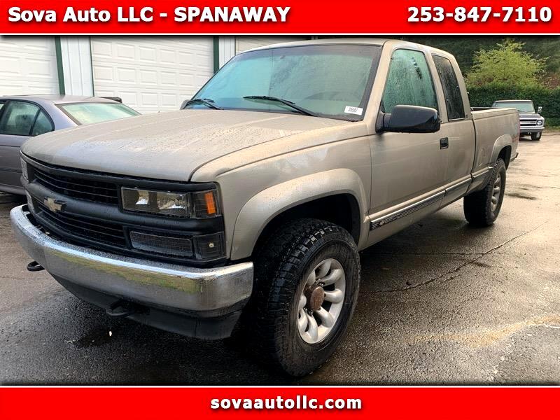 Chevrolet C/K 2500 Ext. Cab 8-ft. Bed 4WD 1998