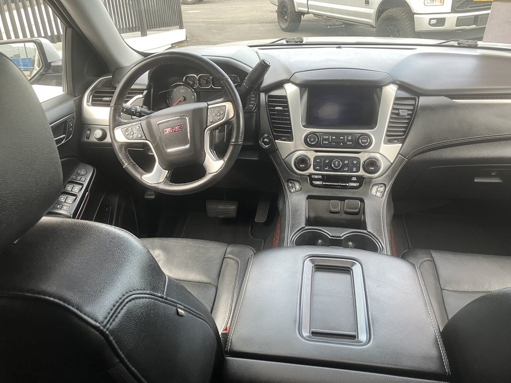 2019 Gmc Yukon SLT photo 5