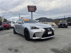 2017 Lexus IS 