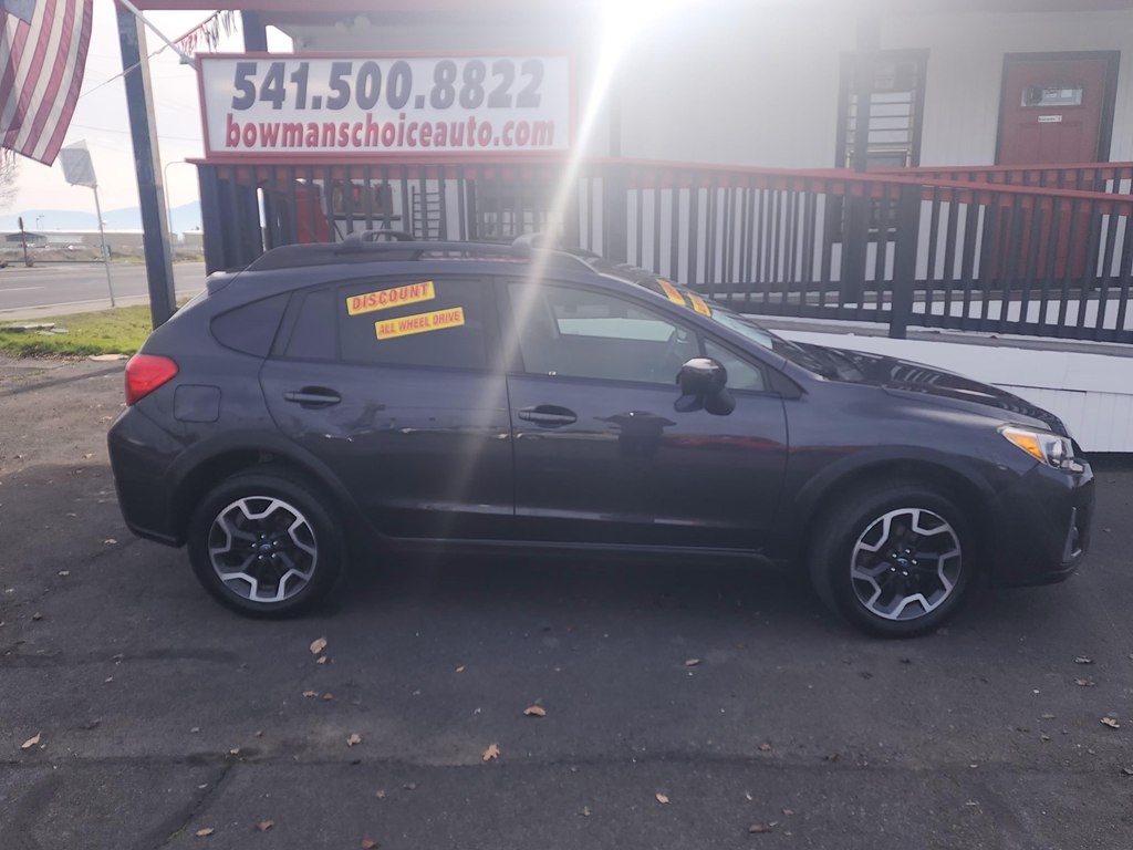 2017 Subaru Crosstrek Premium photo 2
