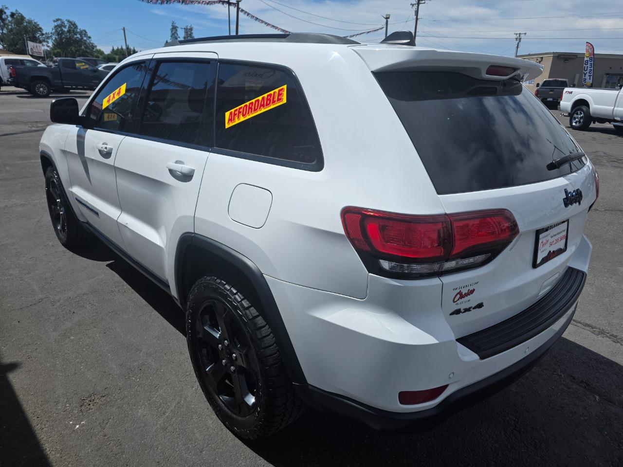 Jeep Grand Cherokee 4dr Laredo 4WD 2018