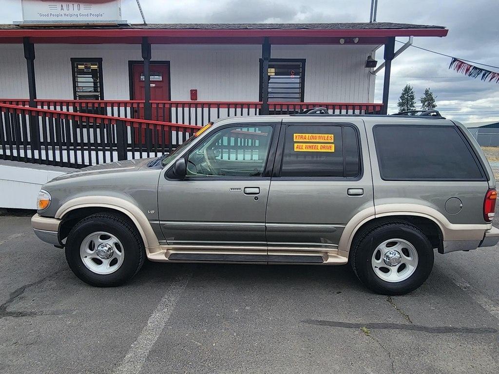 Ford Explorer  2001