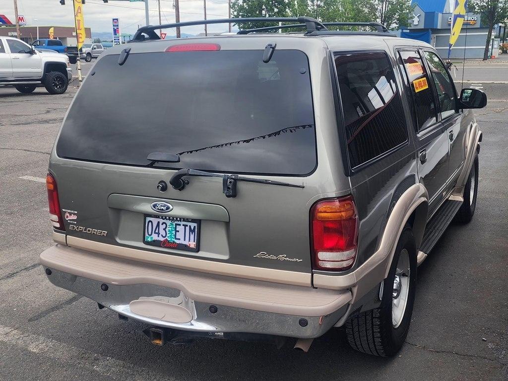 Ford Explorer  2001