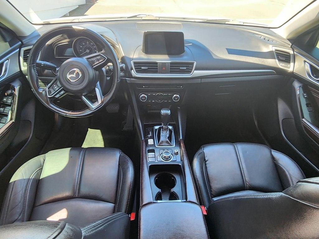 Mazda MAZDA3  2018