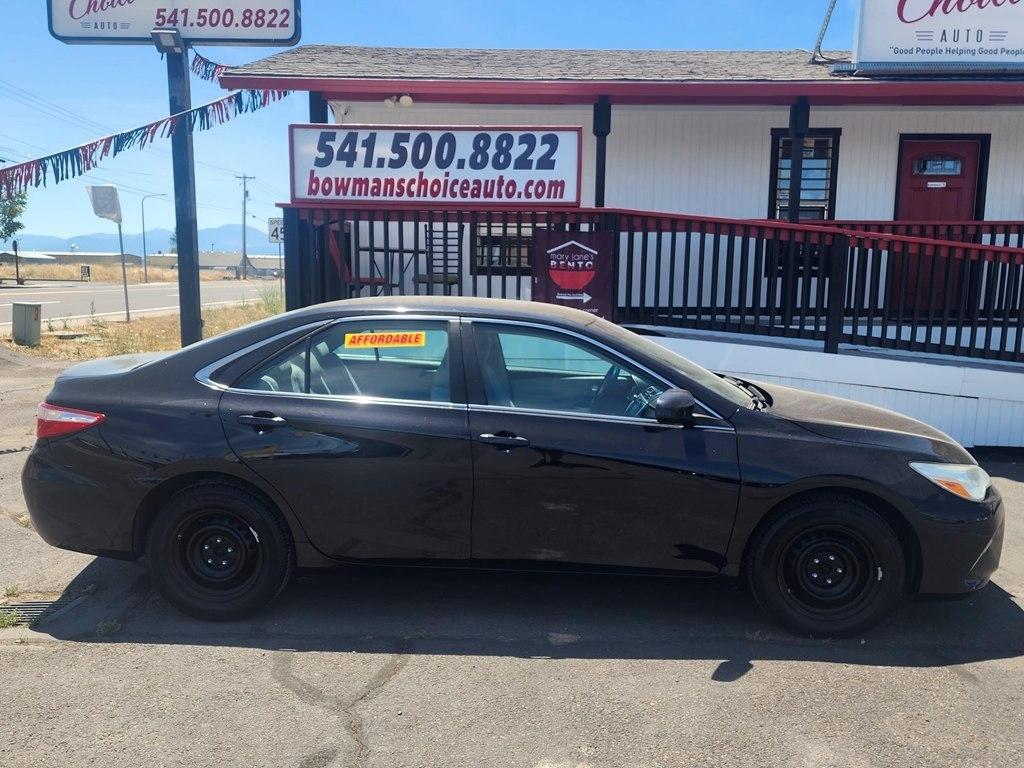 Toyota Camry  2016