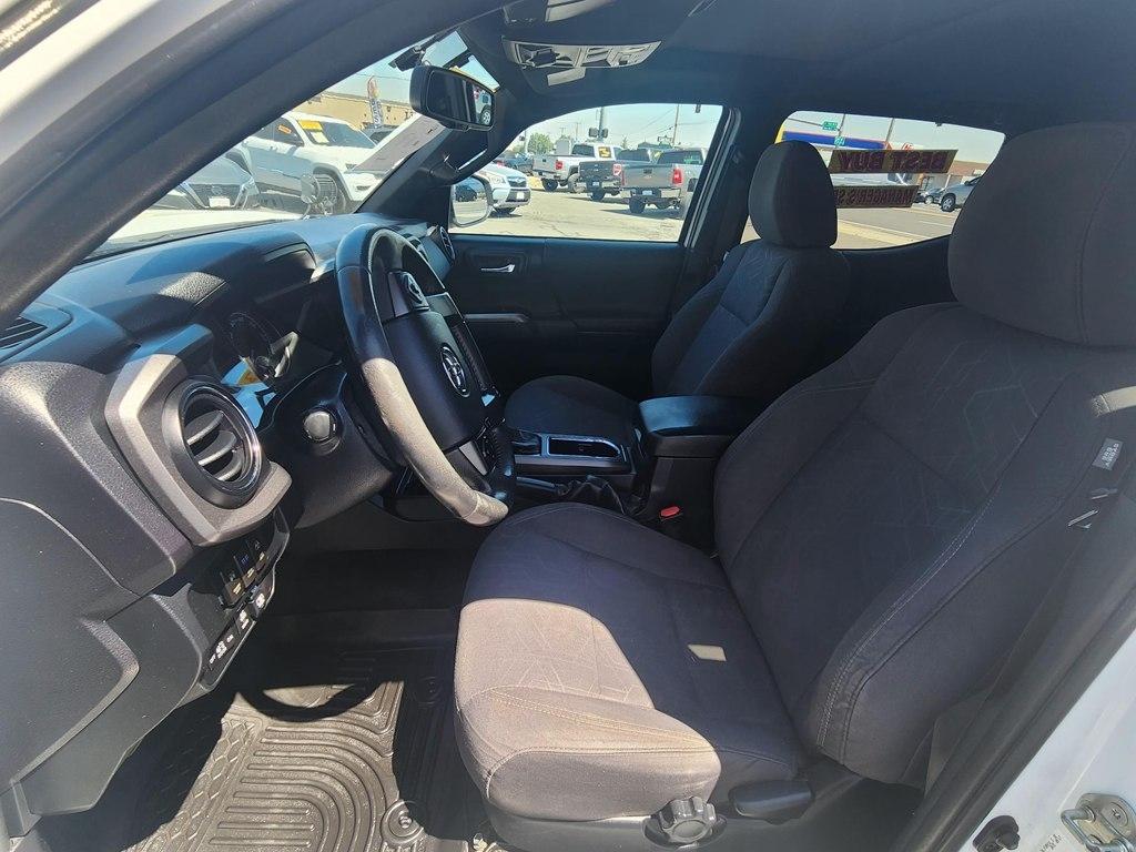 Toyota Tacoma  2017