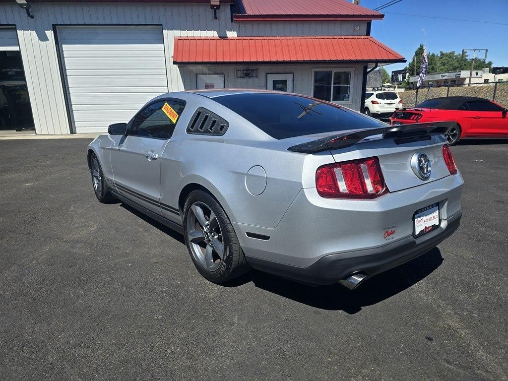 Ford Mustang  2012