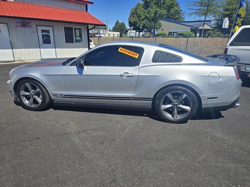 Ford Mustang  2012