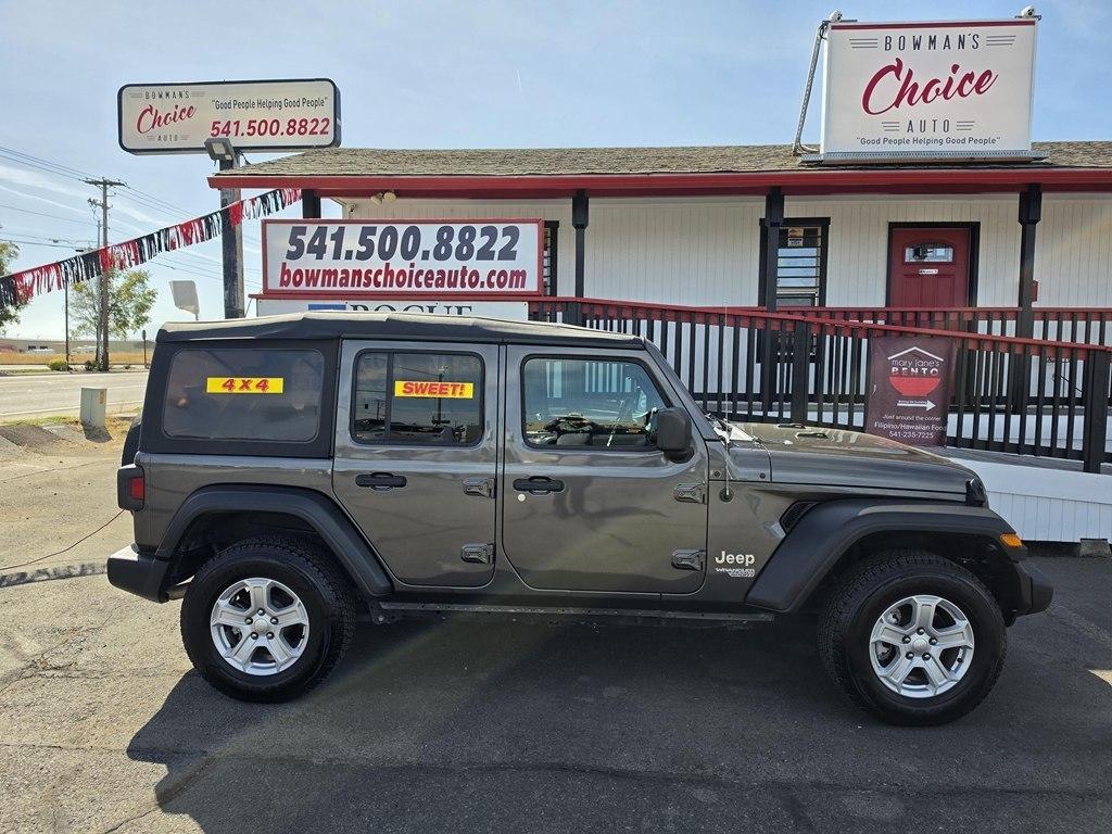 Jeep Wrangler  2021