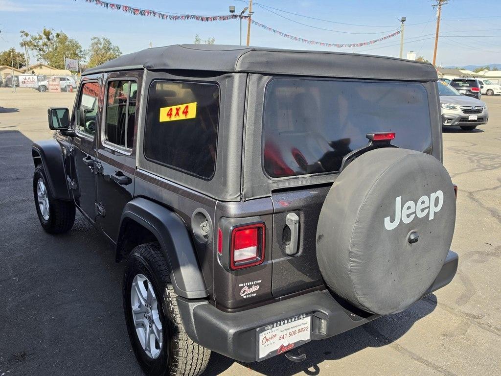Jeep Wrangler  2021