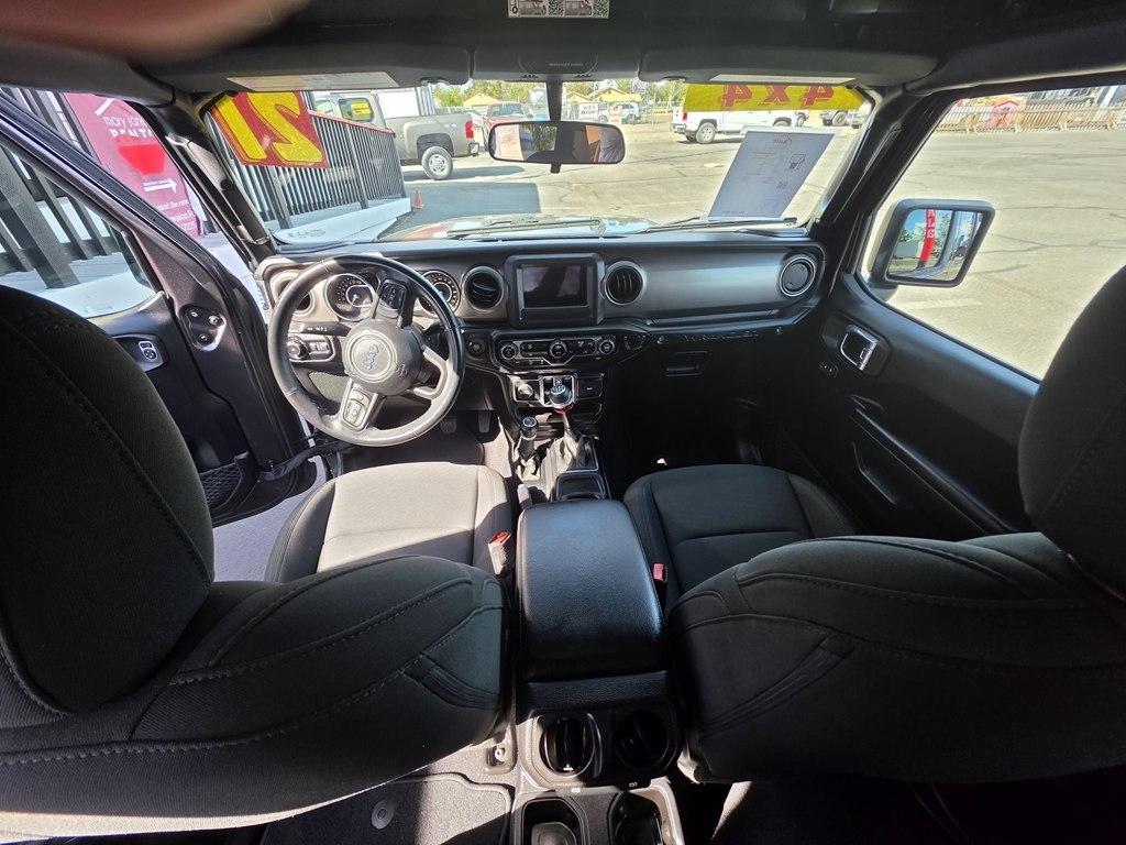 Jeep Wrangler  2021