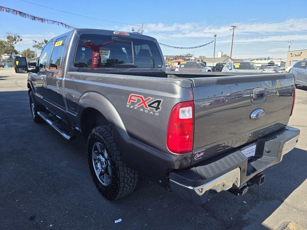 Ford F-250 SD Lariat Crew Cab 4WD 2015