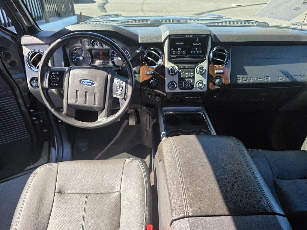 Ford F-250 SD Lariat Crew Cab 4WD 2015