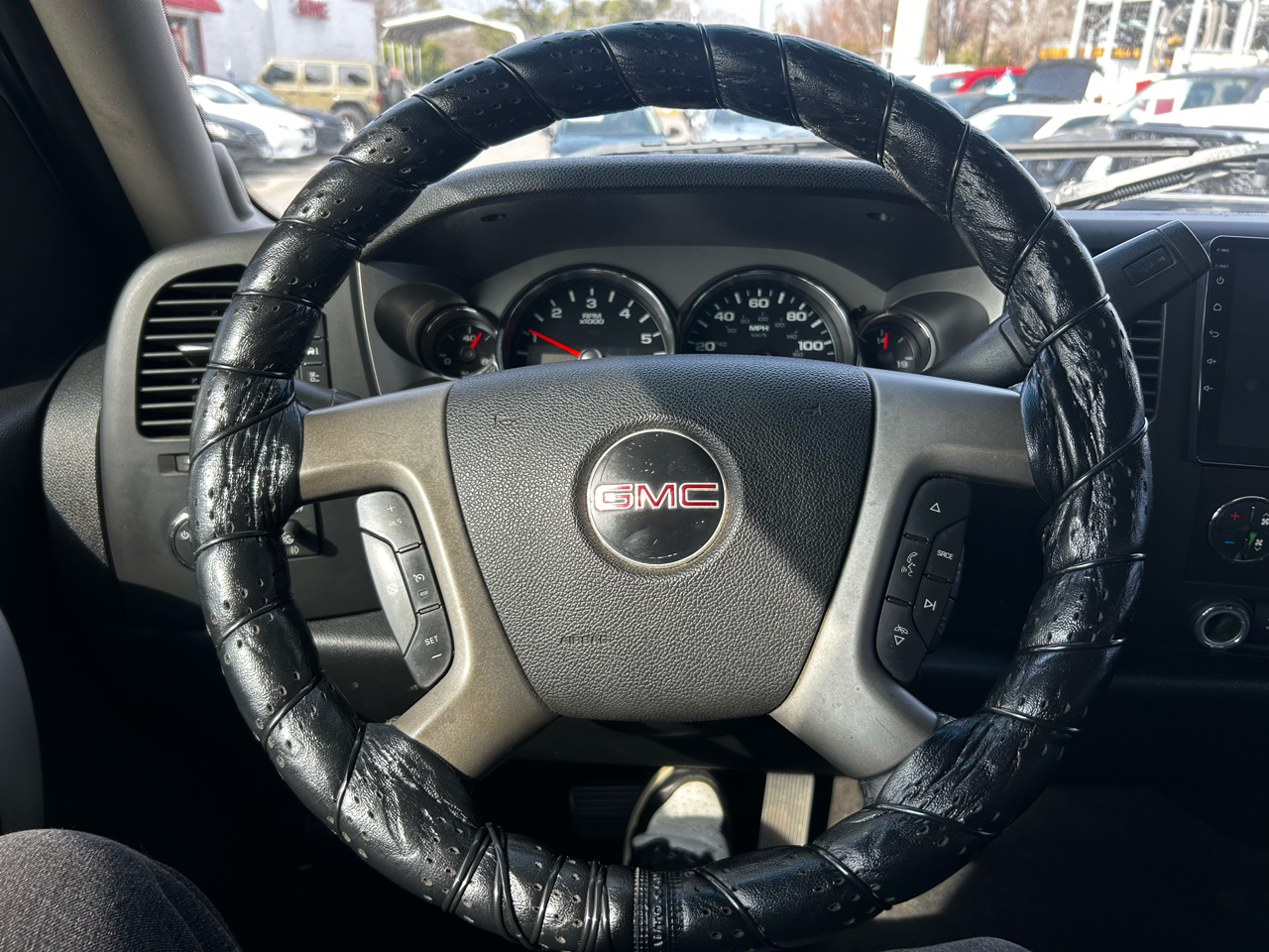 GMC Sierra 1500 SLE Crew Cab 4WD 2010