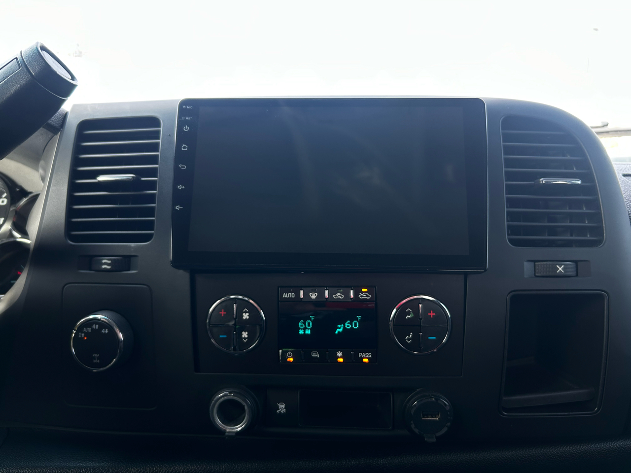 GMC Sierra 1500 SLE Crew Cab 4WD 2010