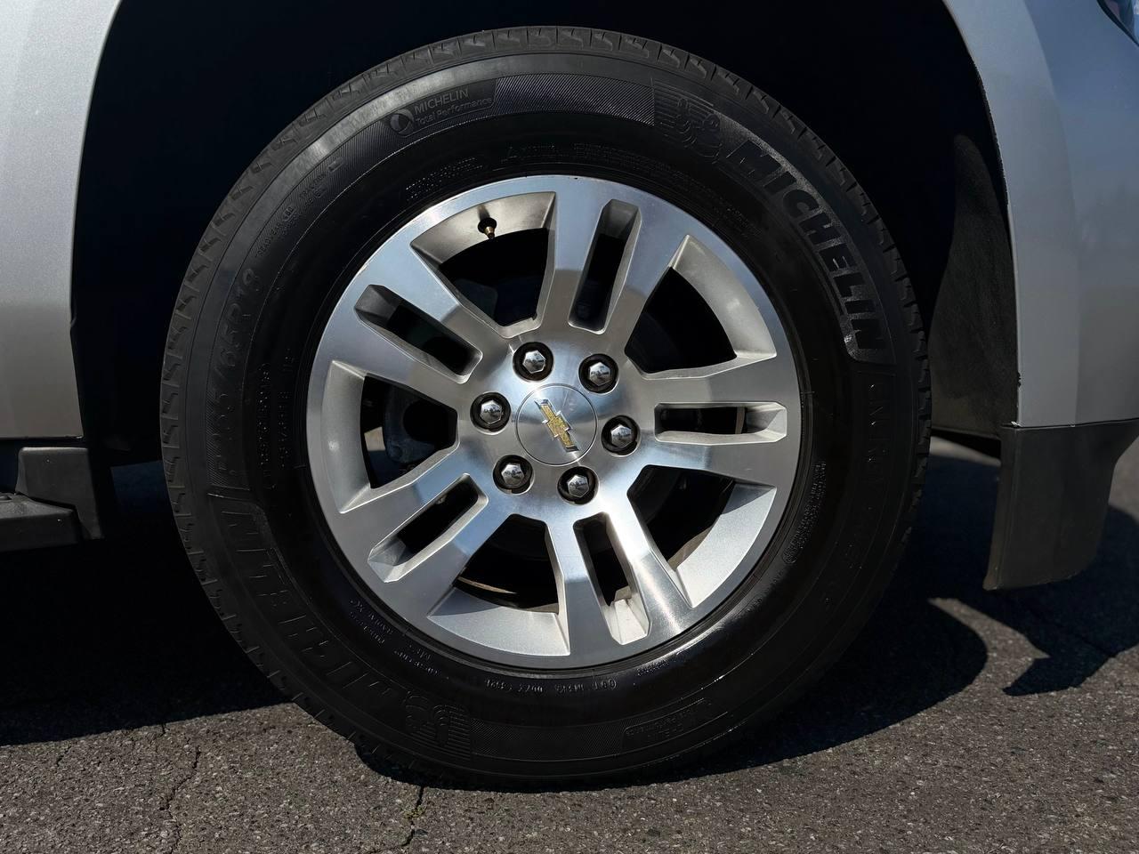 Chevrolet Suburban LT 2WD 2016