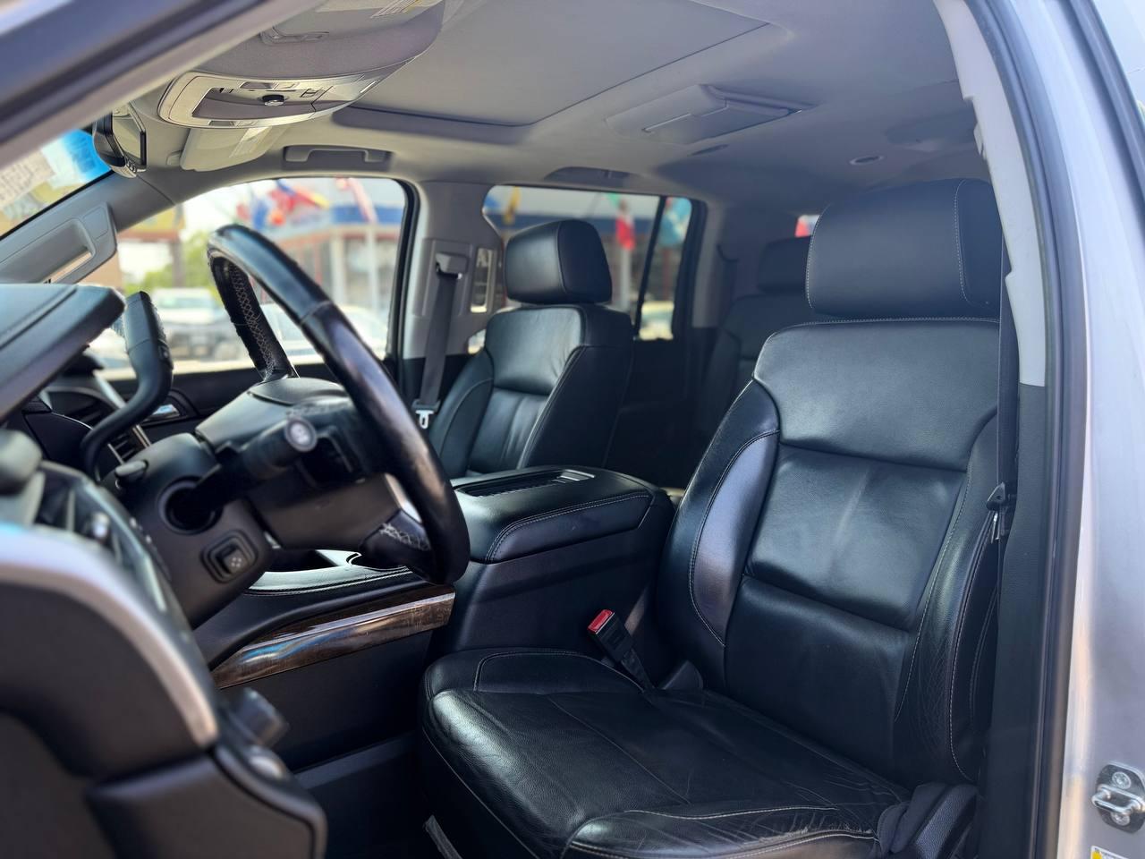 Chevrolet Suburban LT 2WD 2016