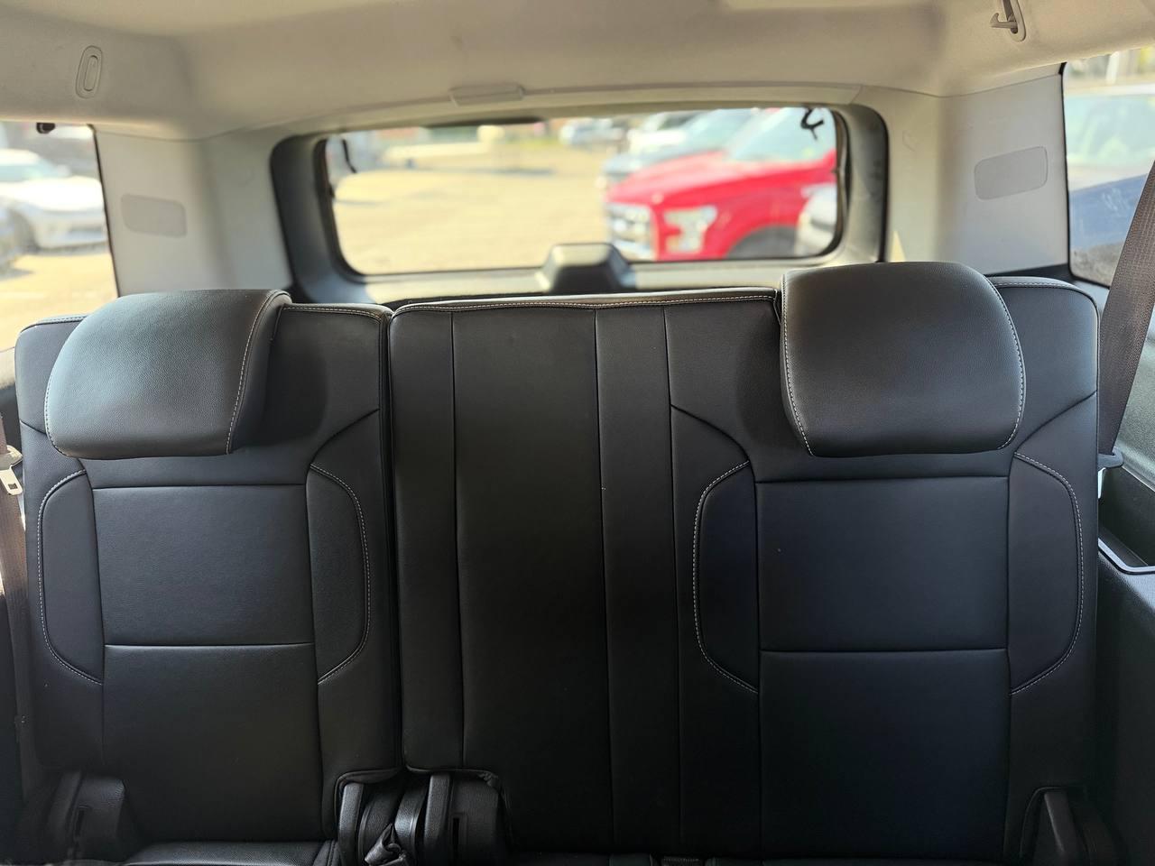 Chevrolet Suburban LT 2WD 2016