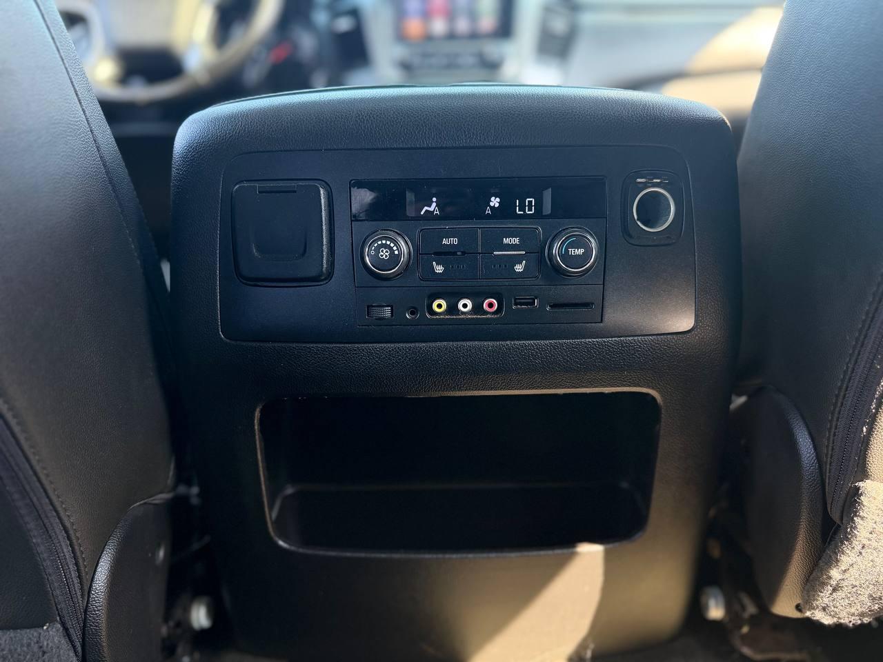 Chevrolet Suburban LT 2WD 2016