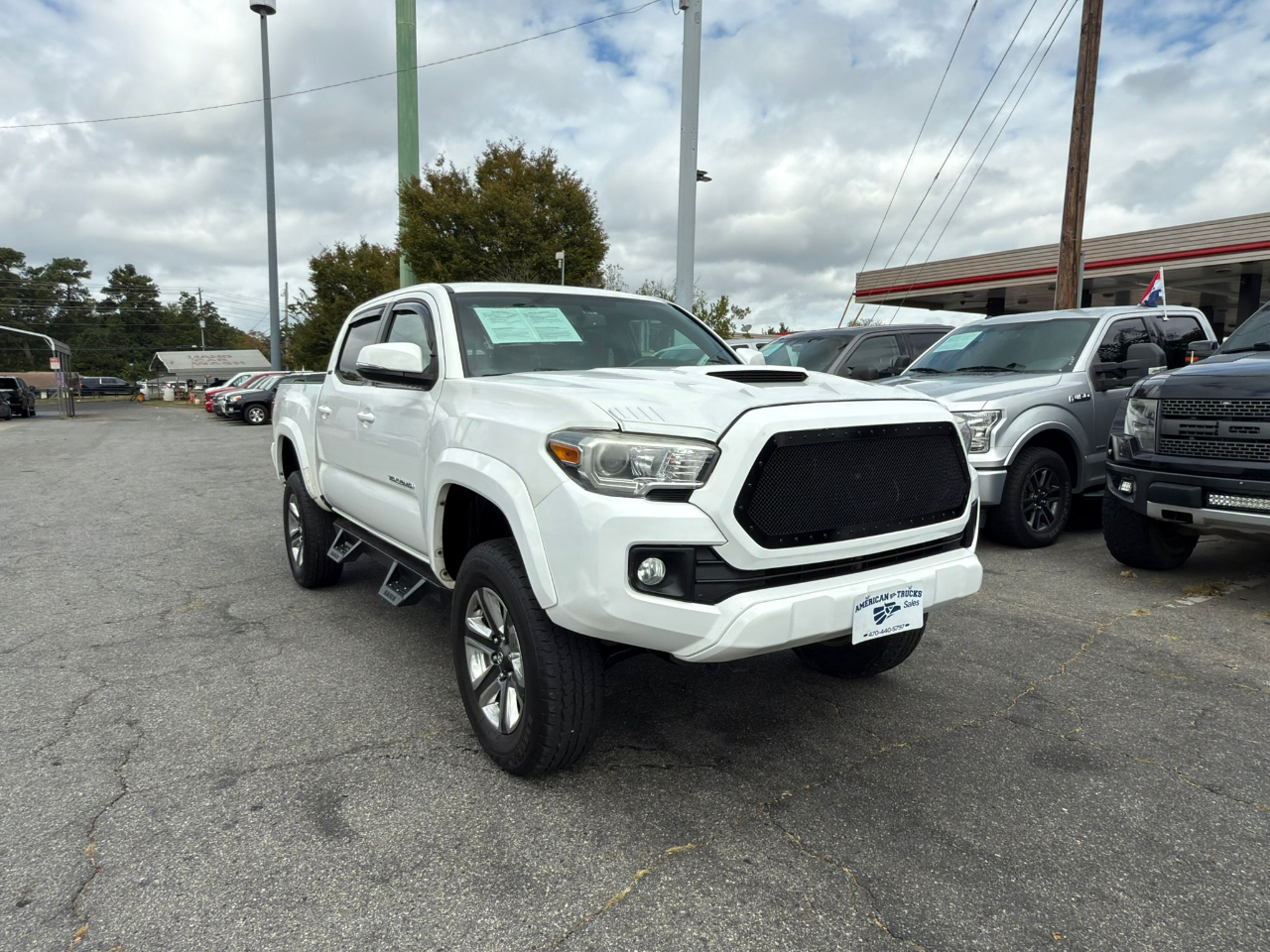Toyota Tacoma SR5 Double Cab Long Bed V6 6AT 4WD 2017