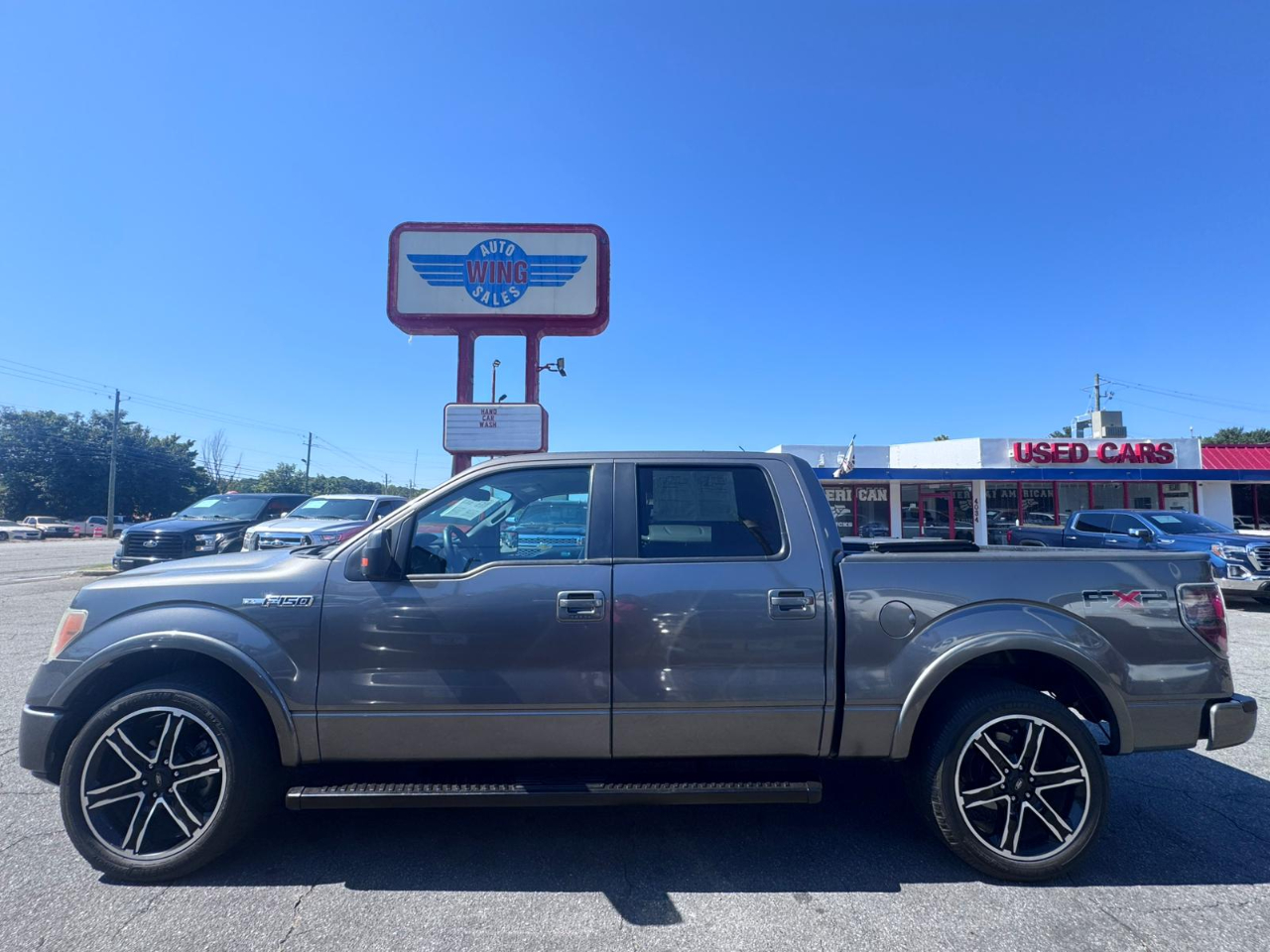 Ford F-150 Lariat SuperCrew 5.5-ft. Bed 2WD 2010 Ford F-150 Lariat SuperCrew 5.5-ft. Bed 2WD 2010