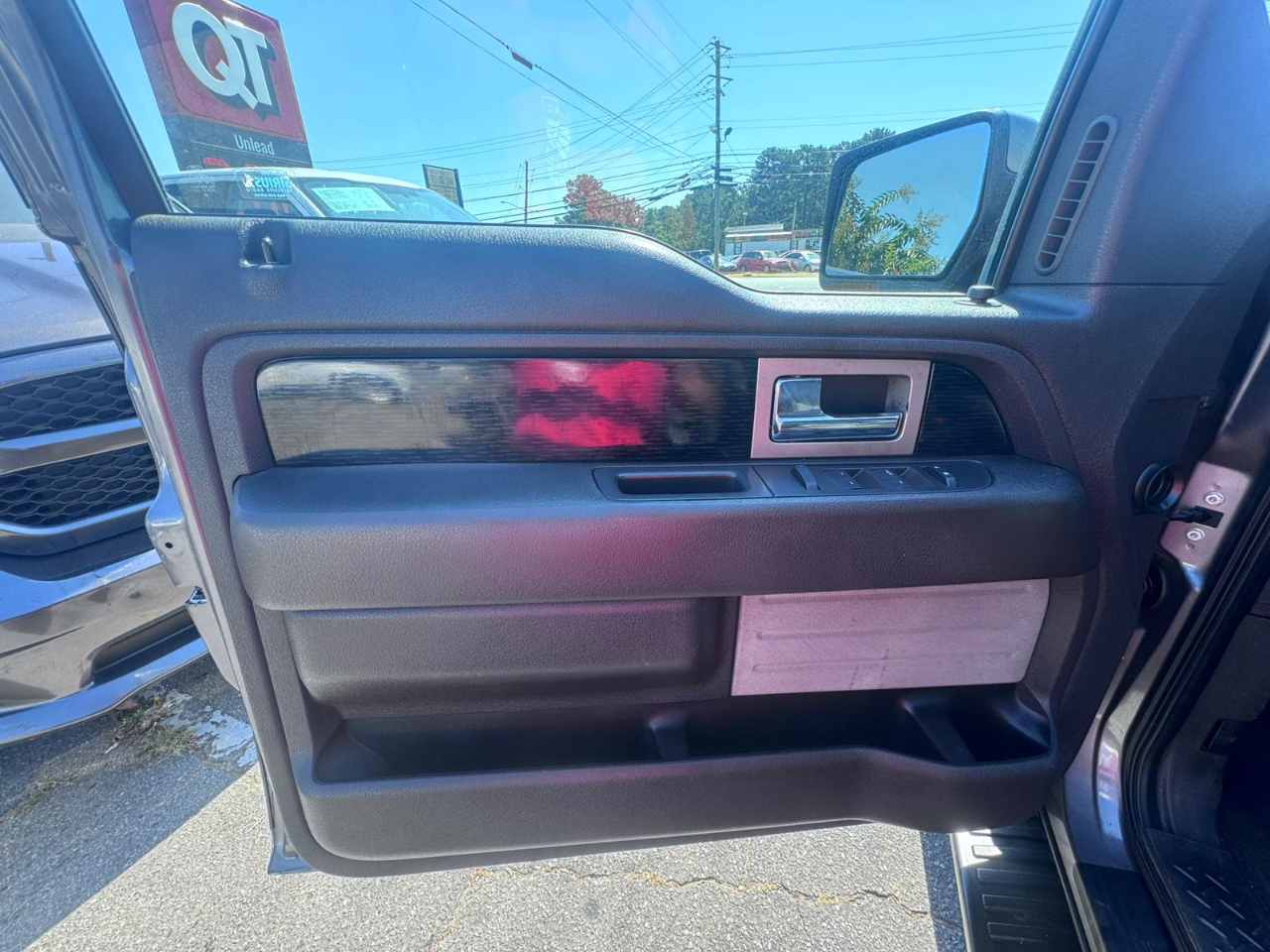 Ford F-150 Lariat SuperCrew 5.5-ft. Bed 2WD 2010 Ford F-150 Lariat SuperCrew 5.5-ft. Bed 2WD 2010