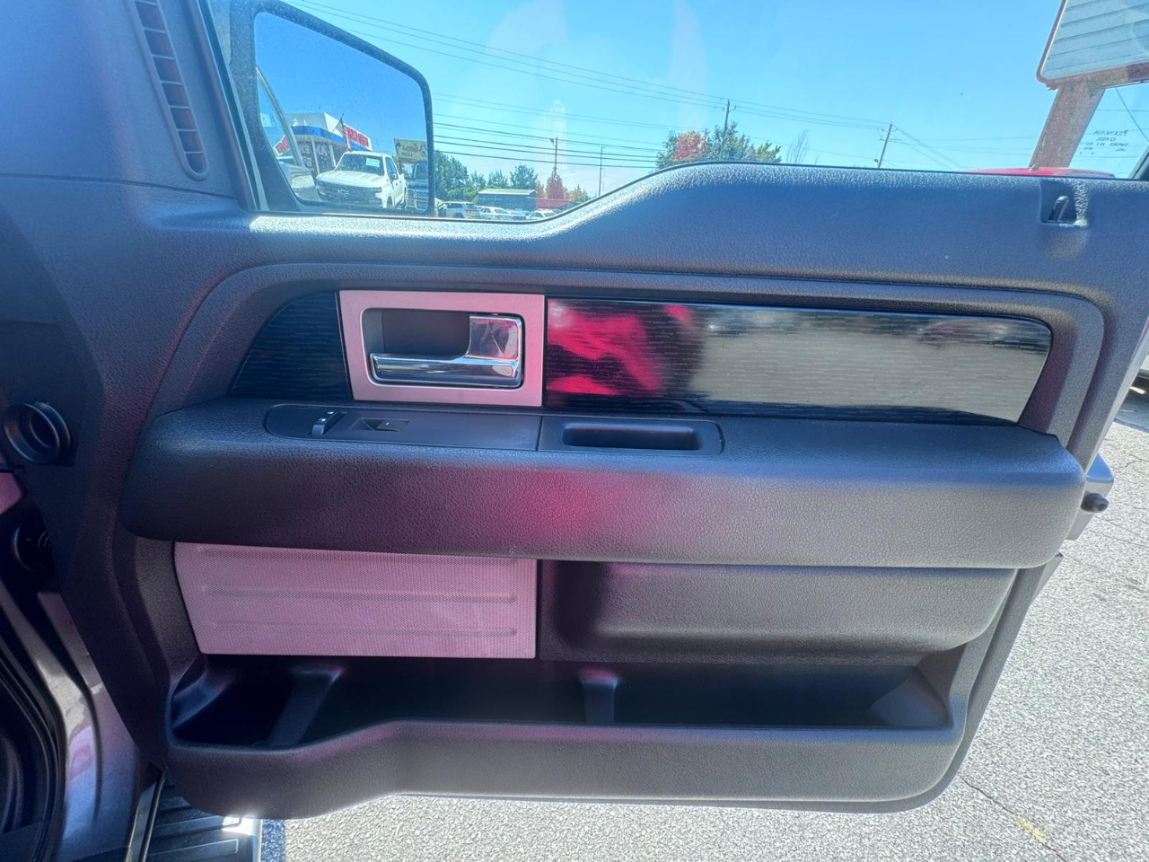 Ford F-150 Lariat SuperCrew 5.5-ft. Bed 2WD 2010 Ford F-150 Lariat SuperCrew 5.5-ft. Bed 2WD 2010