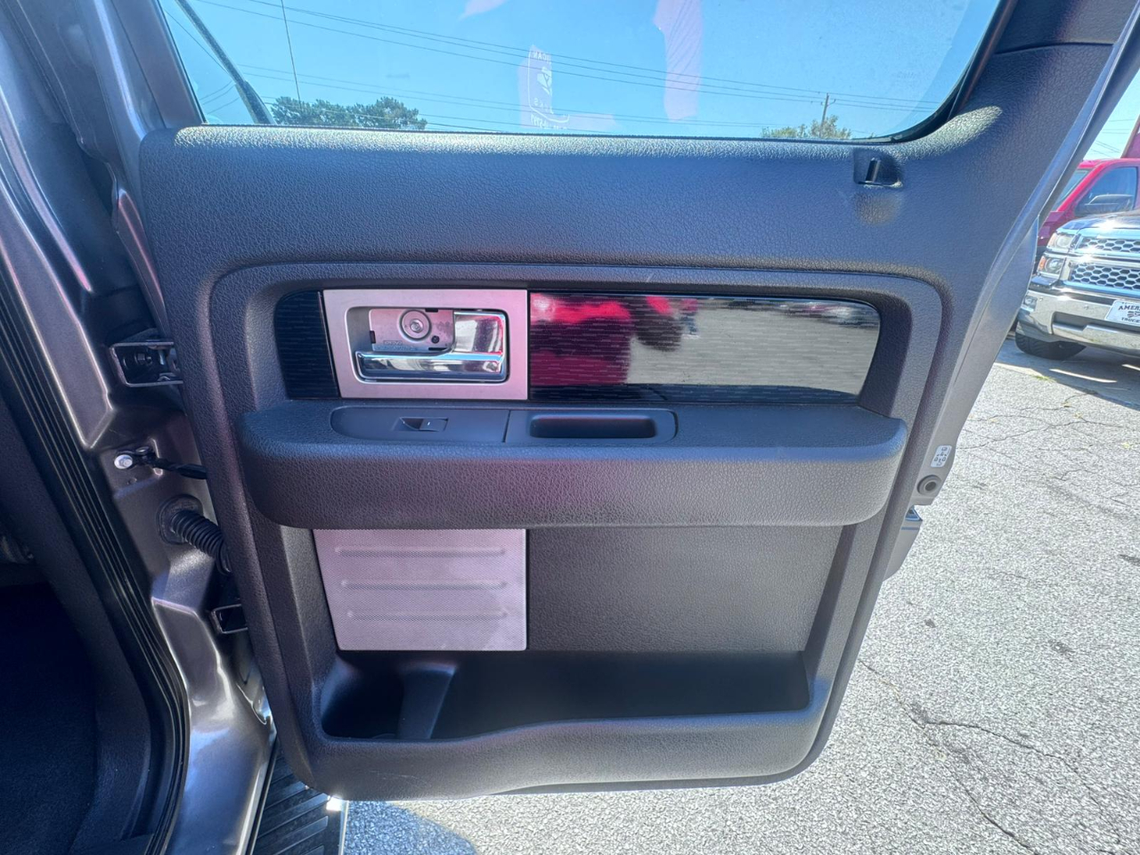 Ford F-150 Lariat SuperCrew 5.5-ft. Bed 2WD 2010 Ford F-150 Lariat SuperCrew 5.5-ft. Bed 2WD 2010